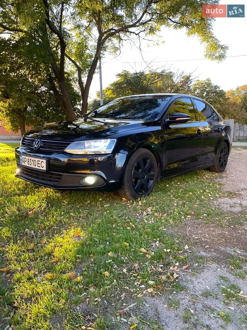 Volkswagen Jetta, 2012