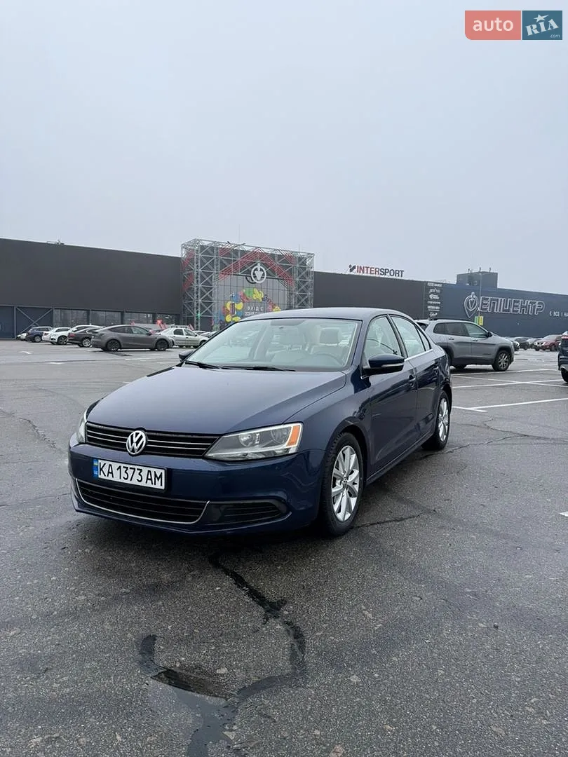 Volkswagen Jetta, 2013