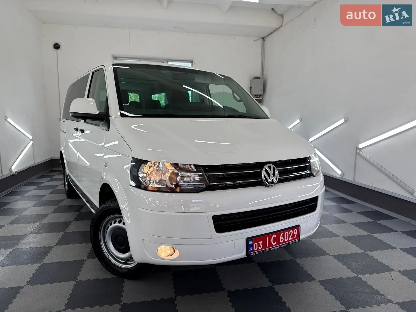 Volkswagen Multivan, 2012