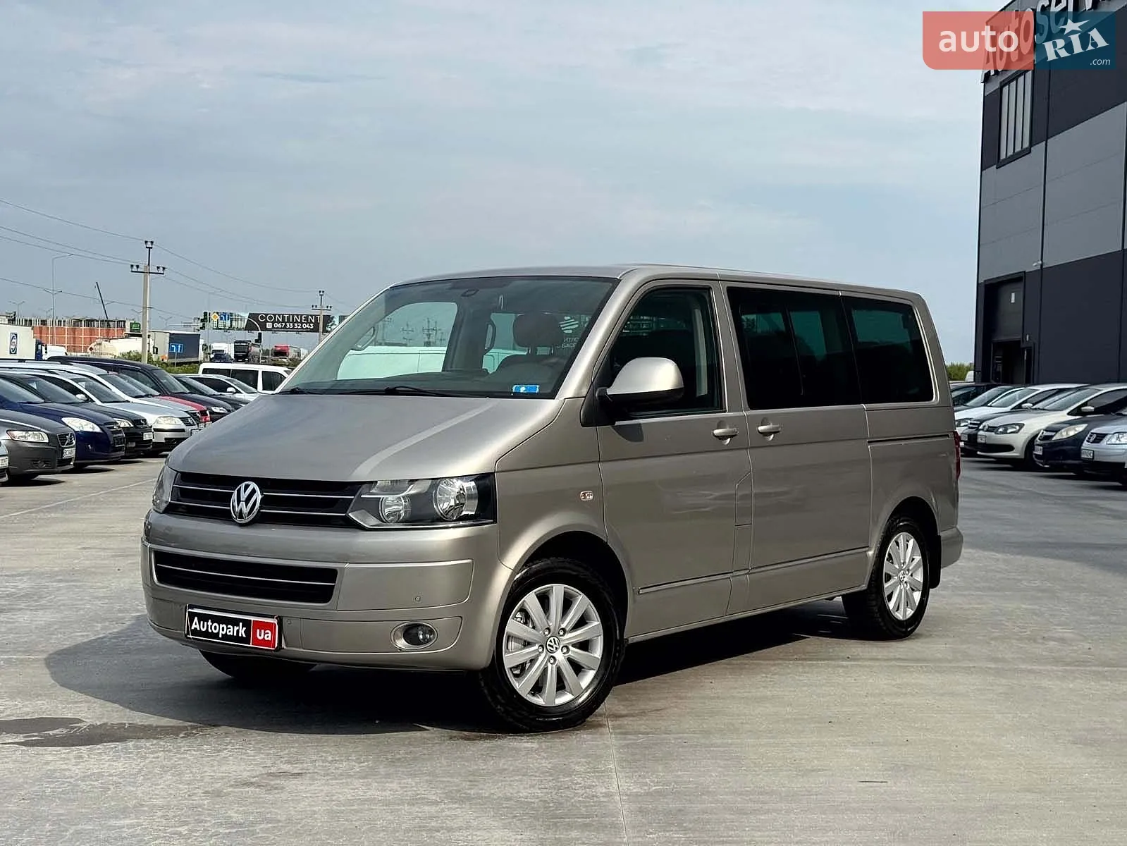 Volkswagen Multivan, 2012