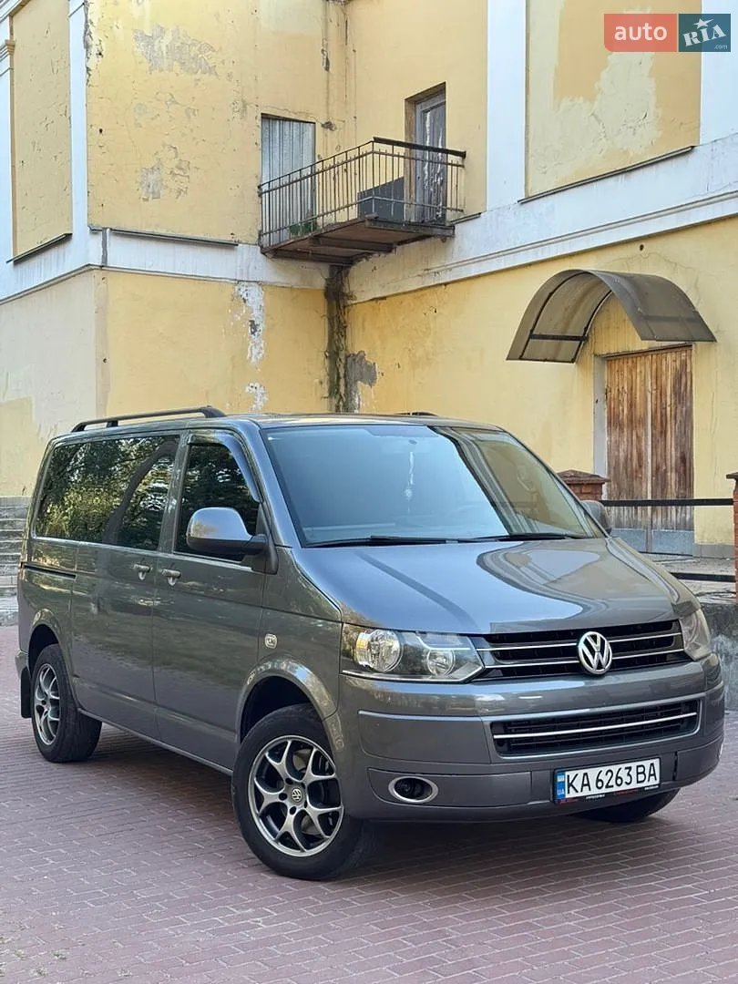 Volkswagen Multivan, 2013