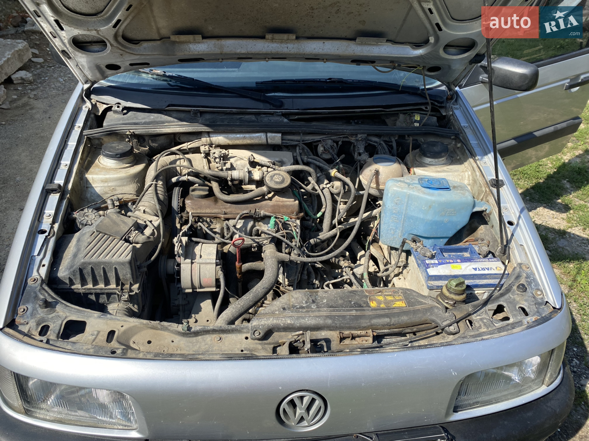 Volkswagen Passat, 1990