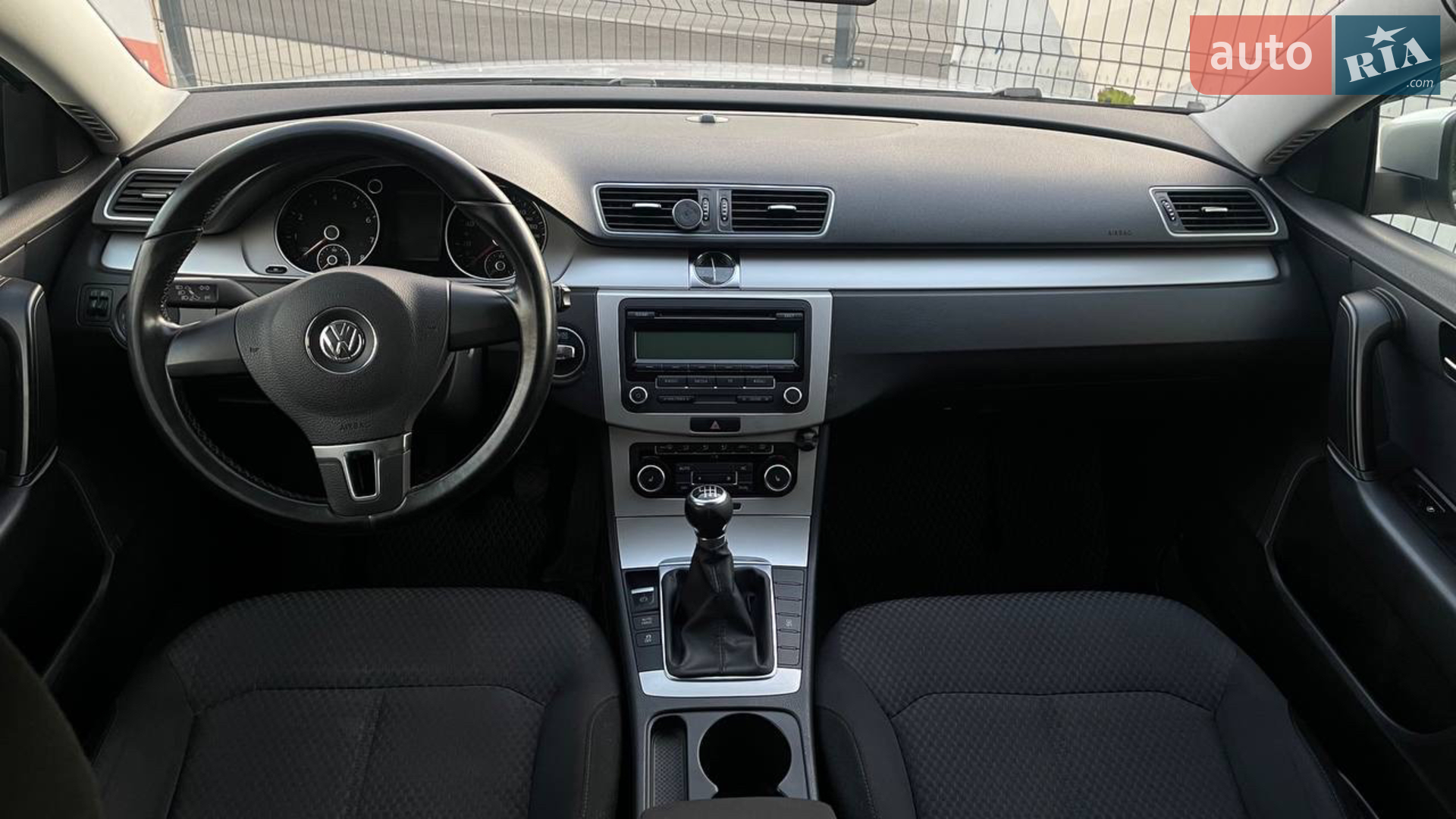 Volkswagen Passat, 2011