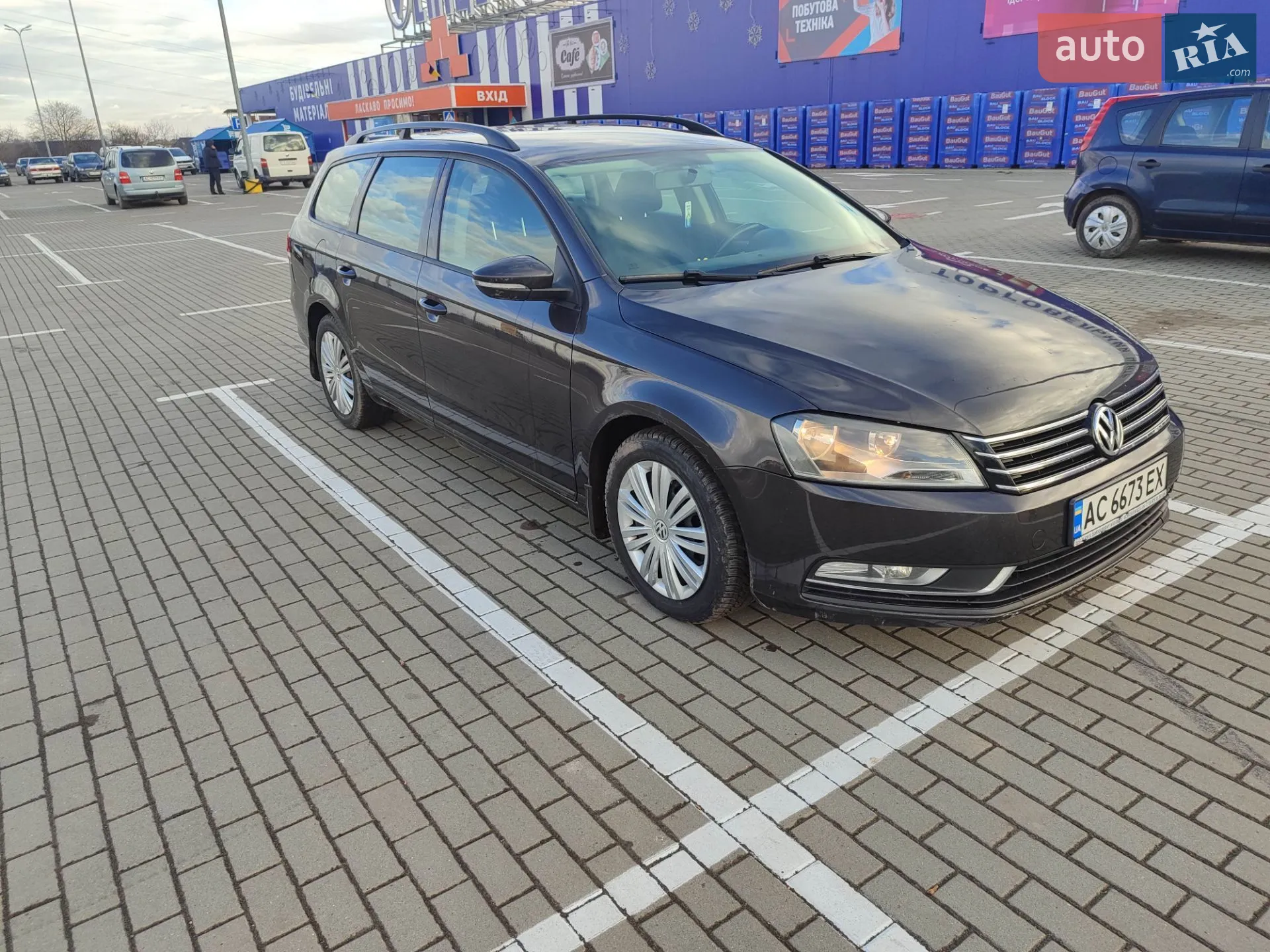 Volkswagen Passat, 2011