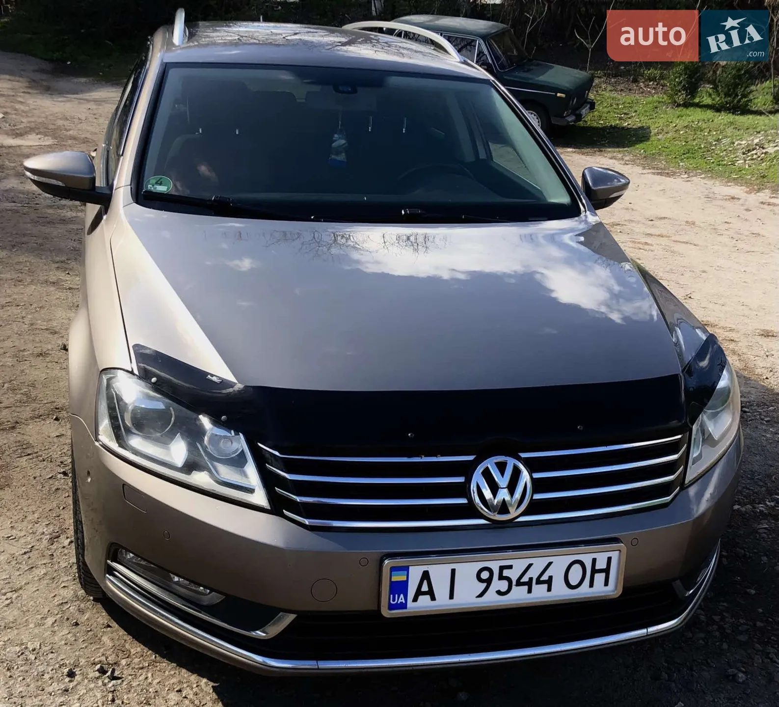 Volkswagen Passat, 2011