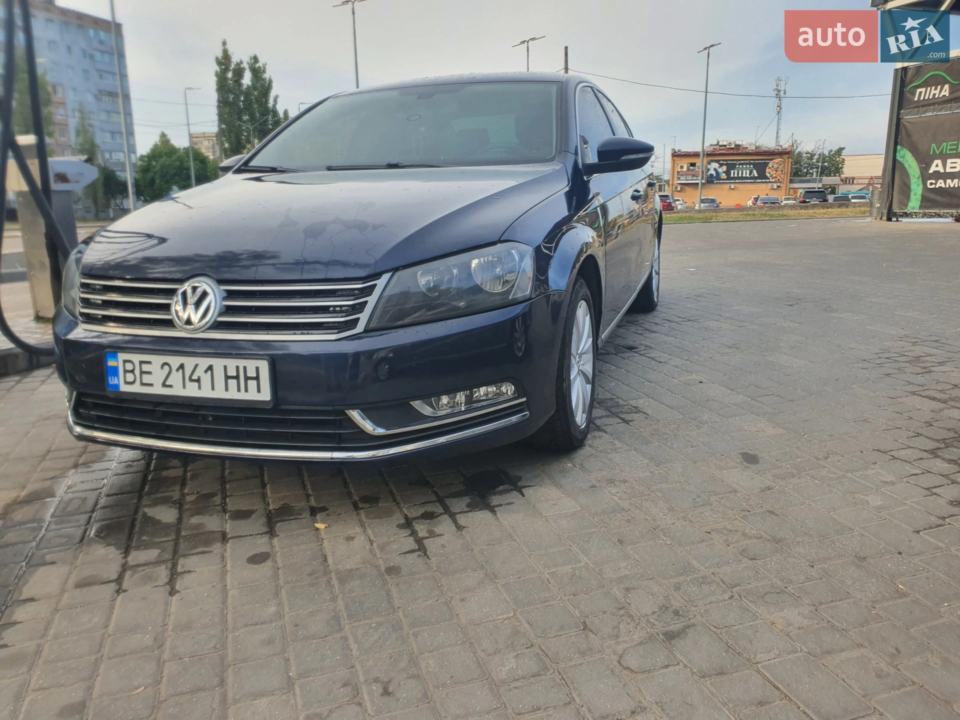 Volkswagen Passat, 2011