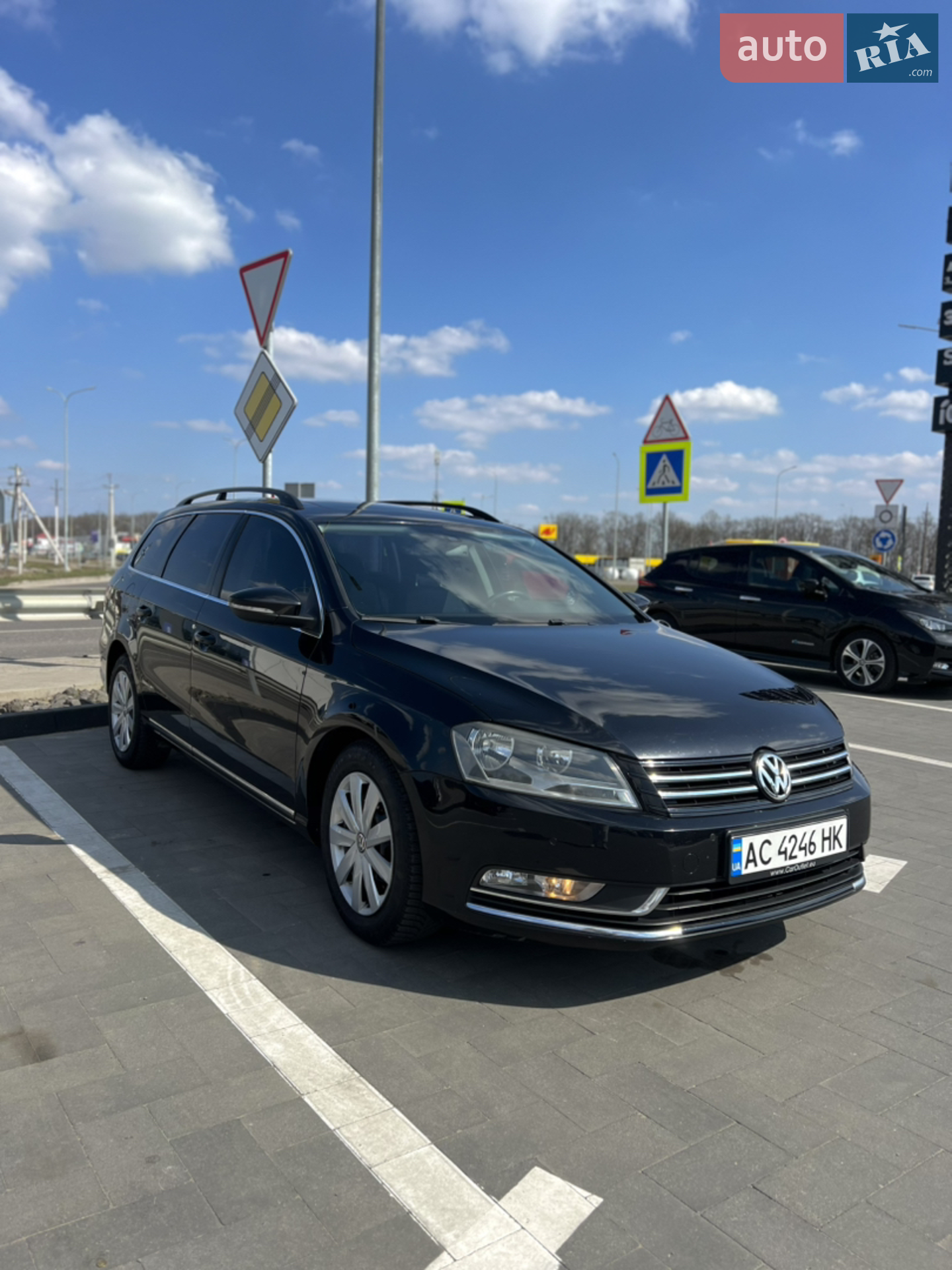 Volkswagen Passat, 2011
