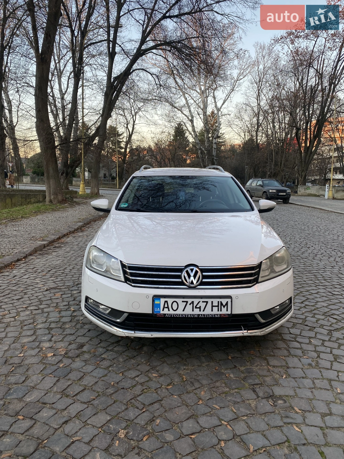 Volkswagen Passat, 2011