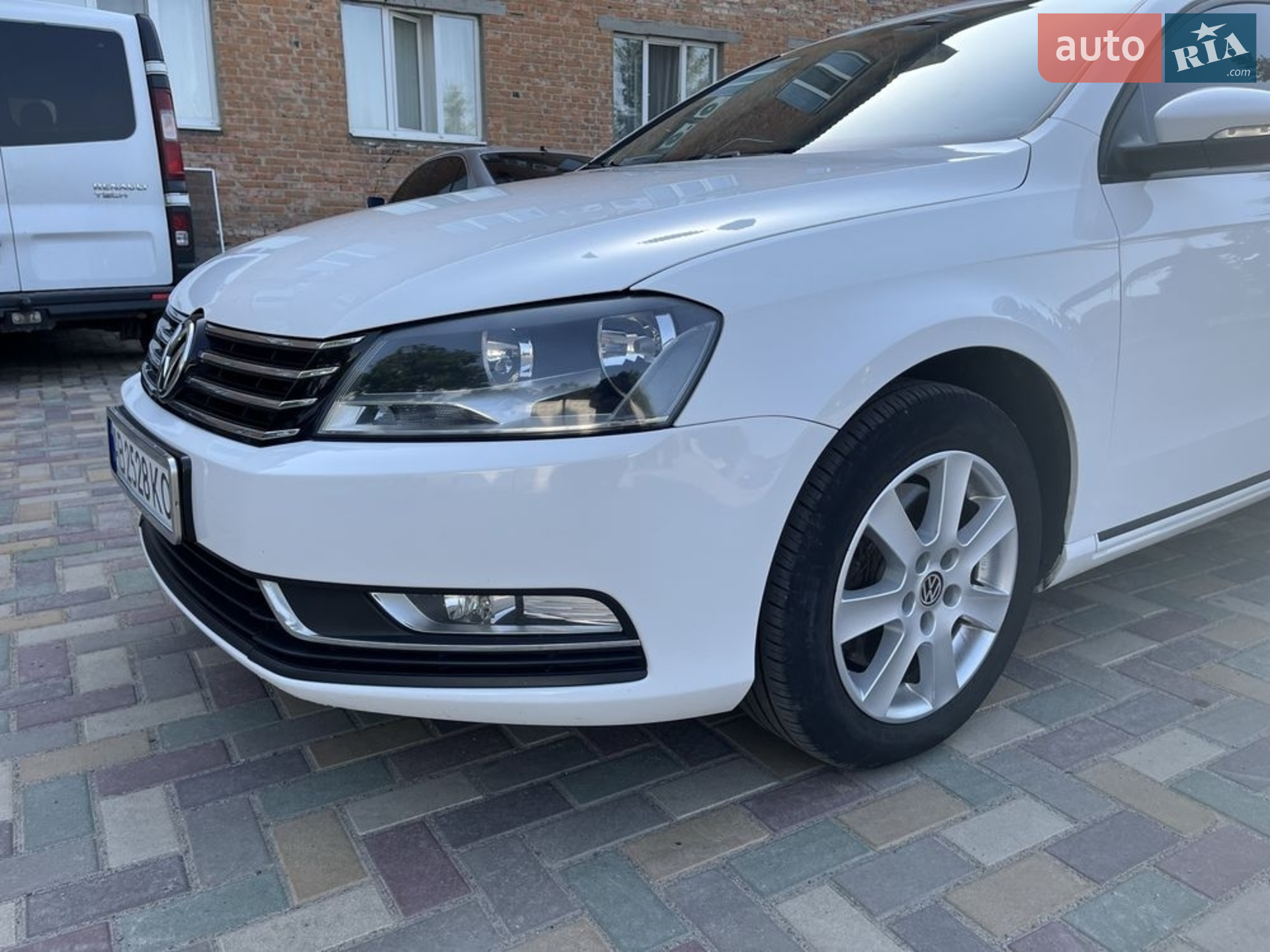 Volkswagen Passat, 2011