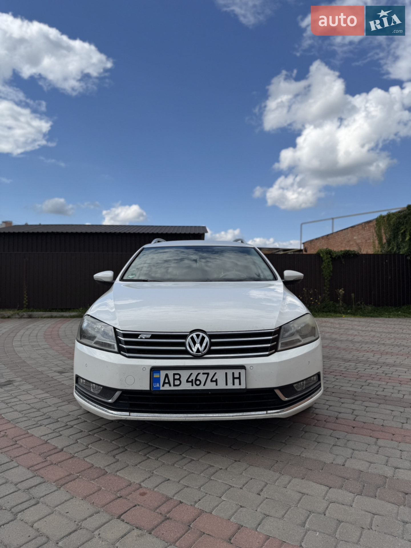 Volkswagen Passat, 2011