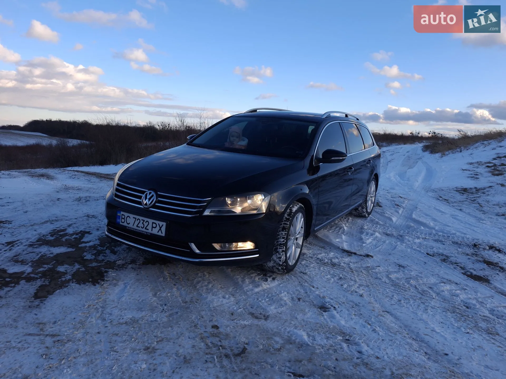 Volkswagen Passat, 2011