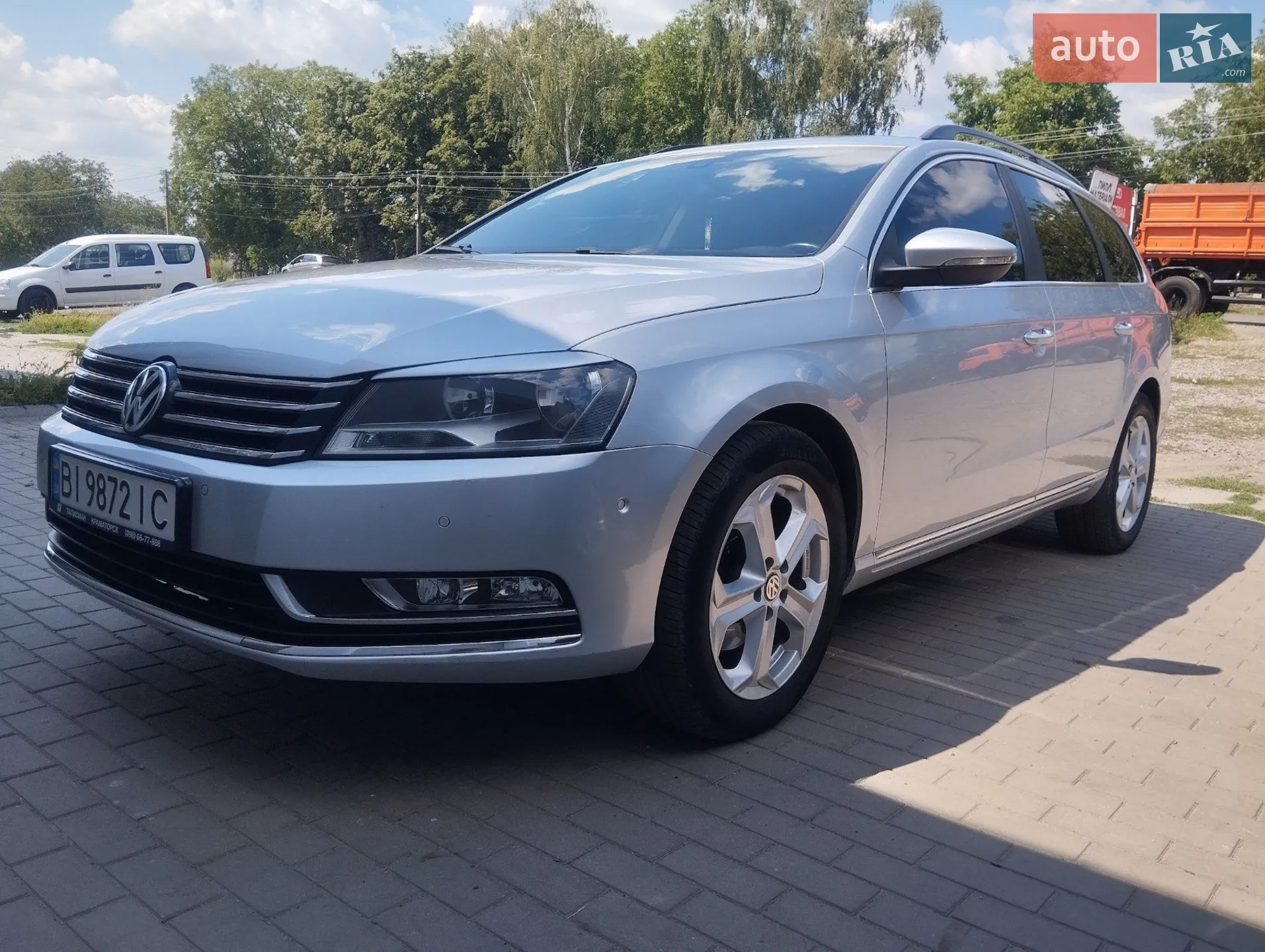 Volkswagen Passat, 2011