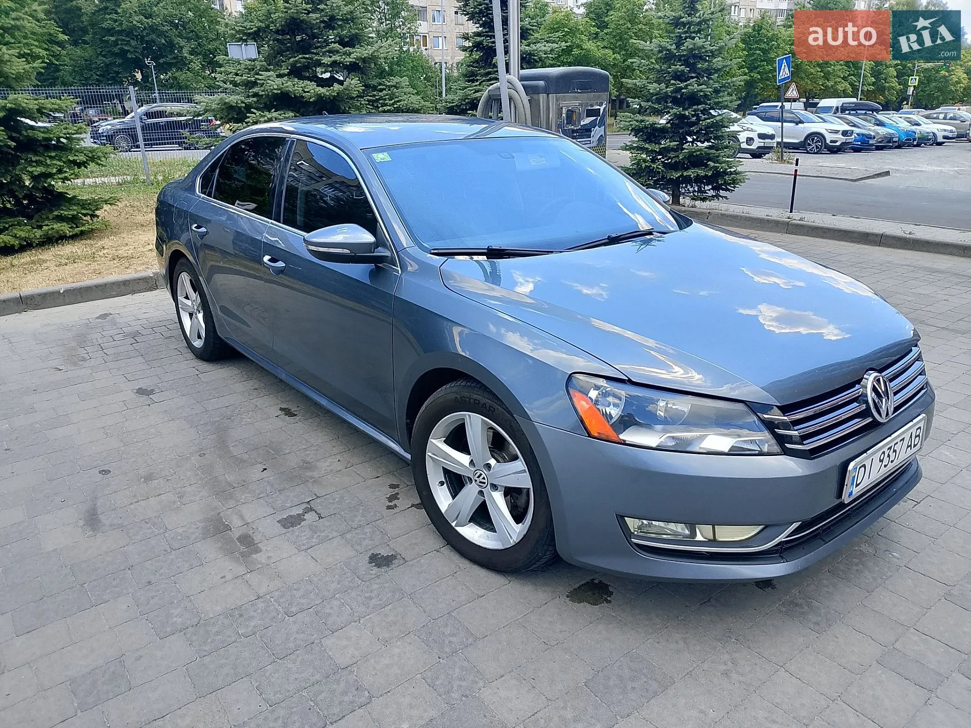 Volkswagen Passat, 2011