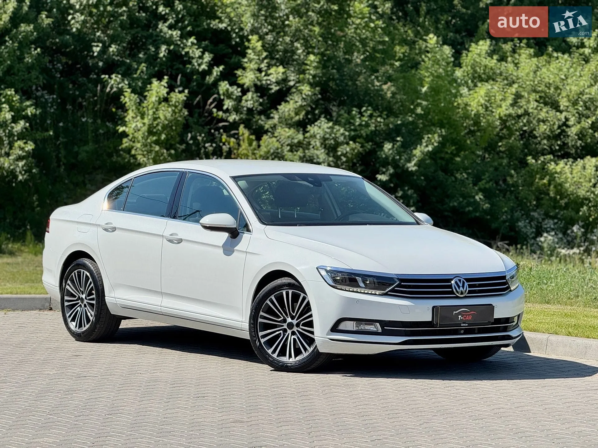Volkswagen Passat, 2016
