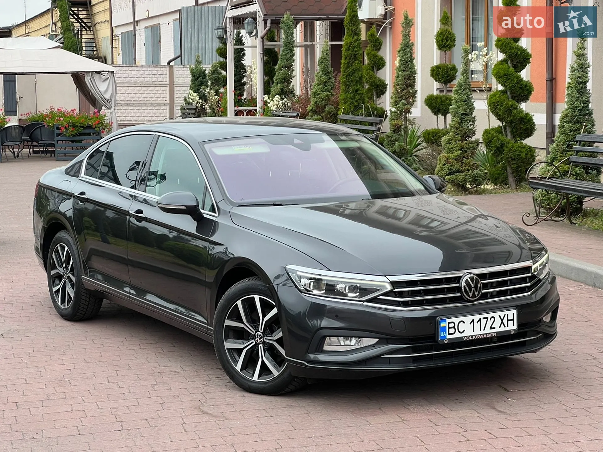 Volkswagen Passat, 2022