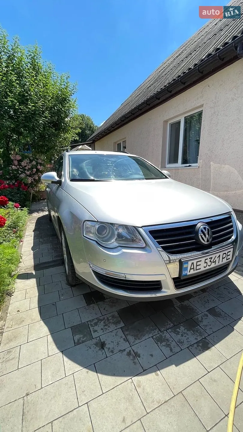 Volkswagen Passat, 2010