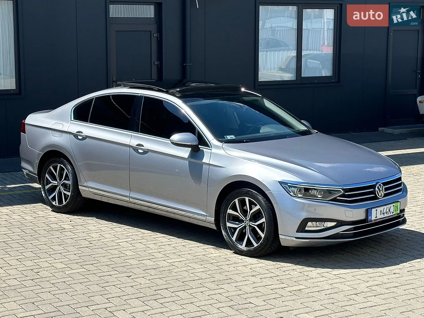 Volkswagen Passat, 2022