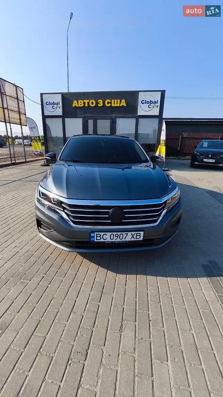 Volkswagen Passat, 2020