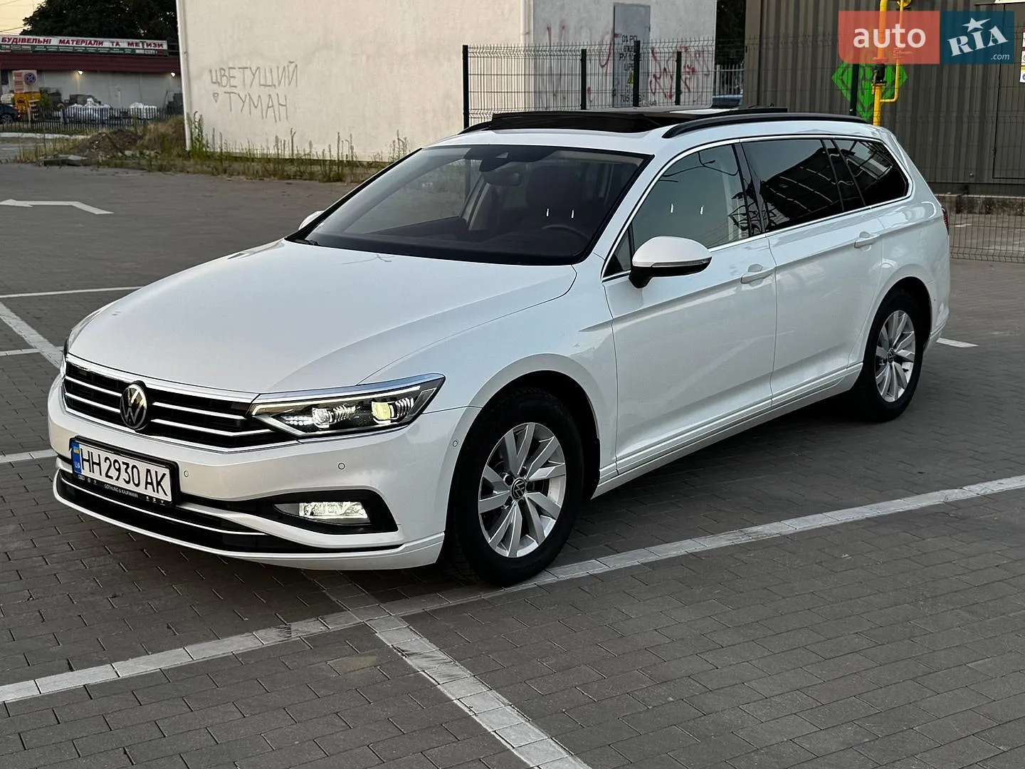 Volkswagen Passat, 2022