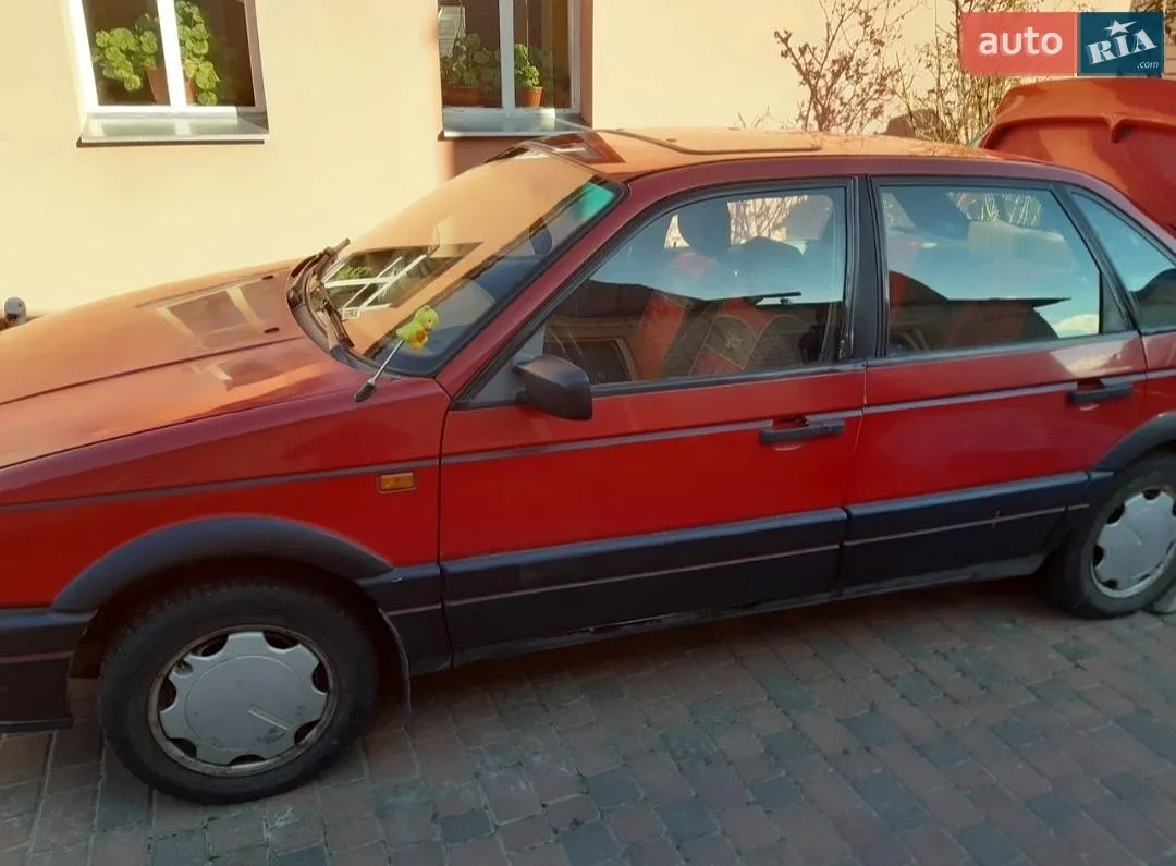 Volkswagen Passat, 1989