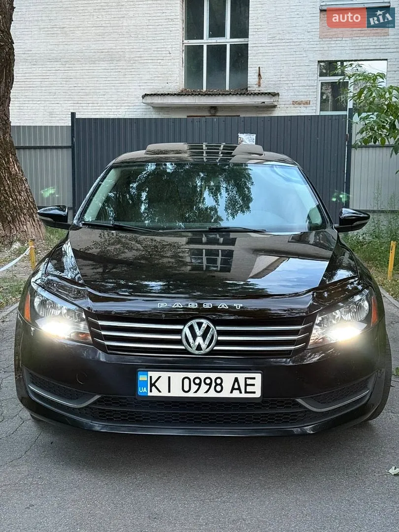 Volkswagen Passat, 2011