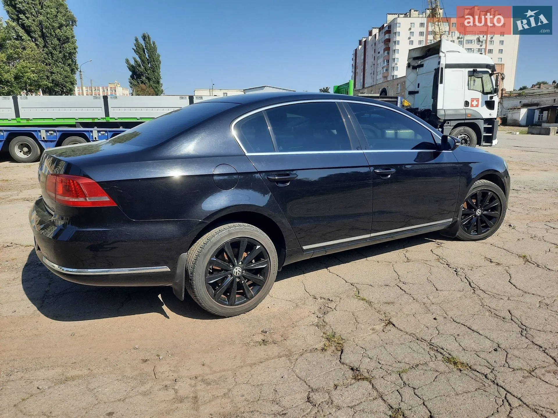Volkswagen Passat, 2011