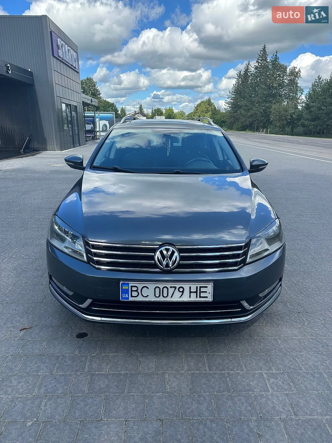 Volkswagen Passat, 2011