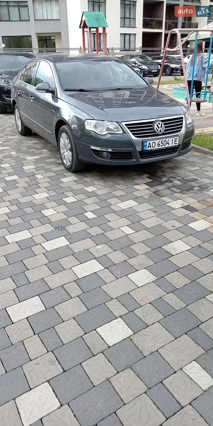 Volkswagen Passat, 2010