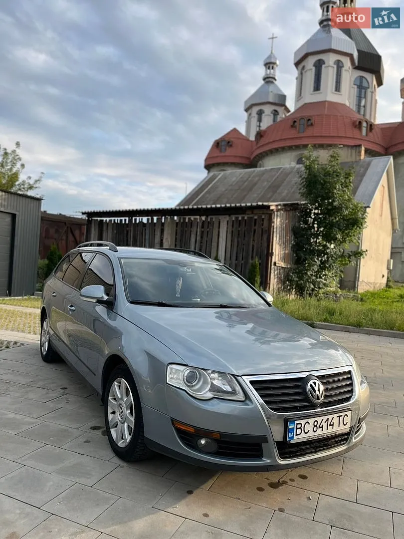 Volkswagen Passat, 2010