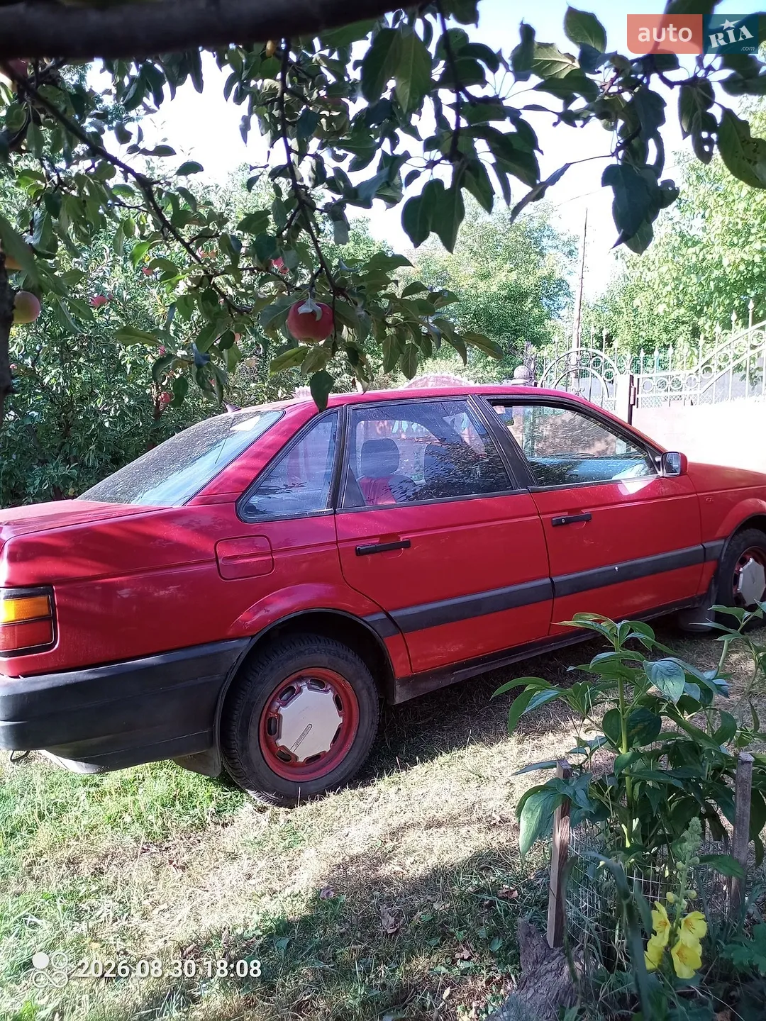 Volkswagen Passat, 1990