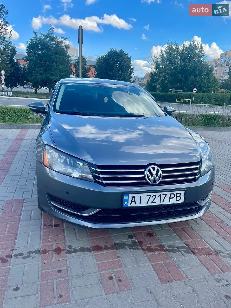 Volkswagen Passat, 2011