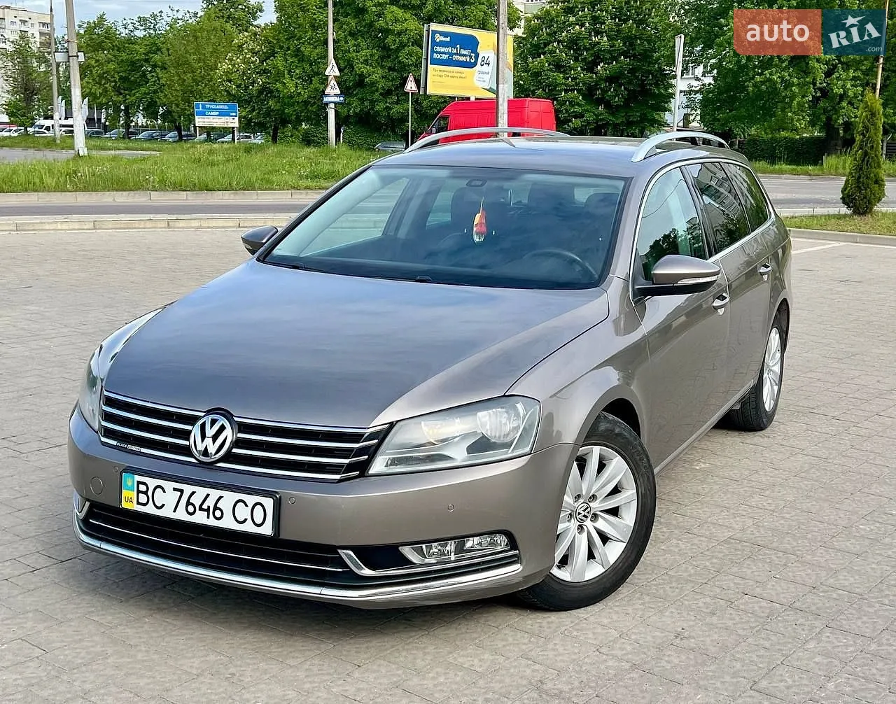 Volkswagen Passat, 2011