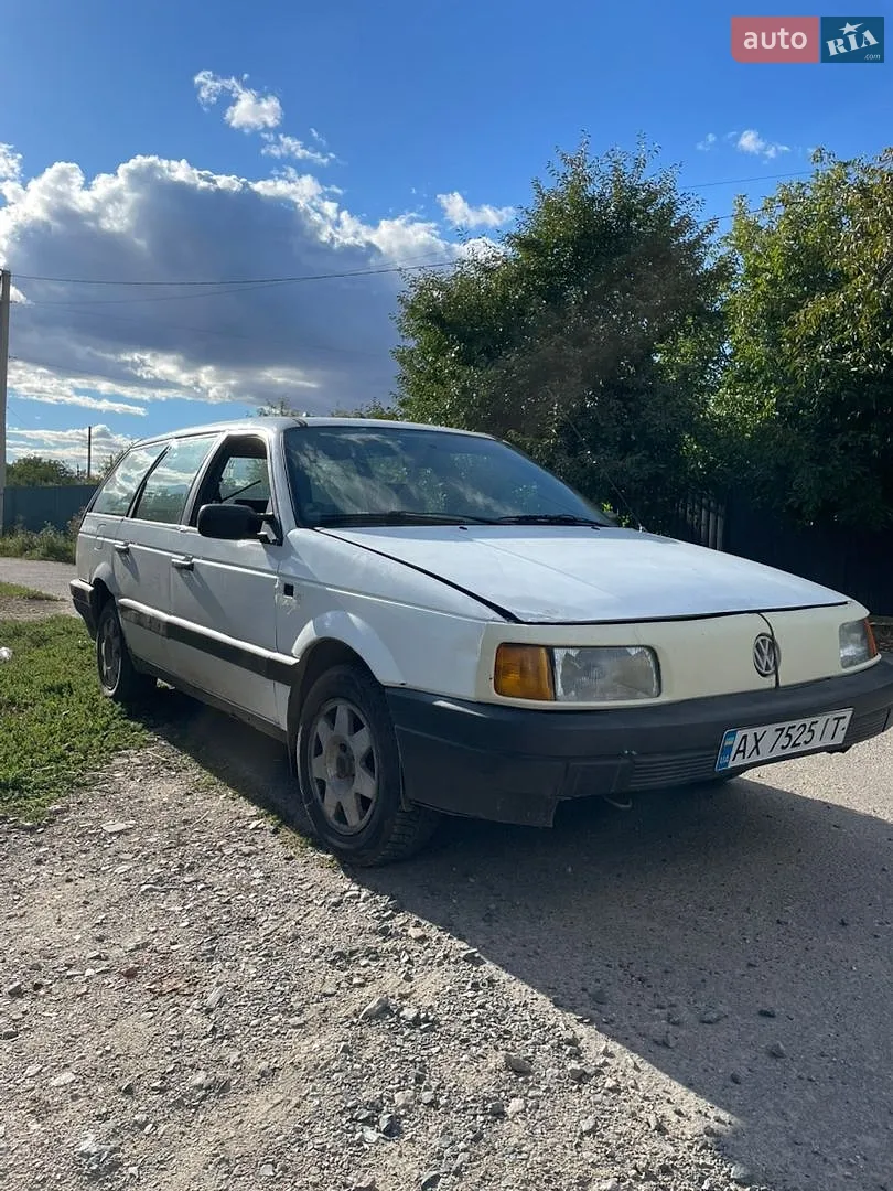 Volkswagen Passat, 1989