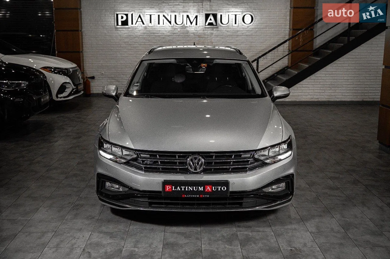 Volkswagen Passat, 2020