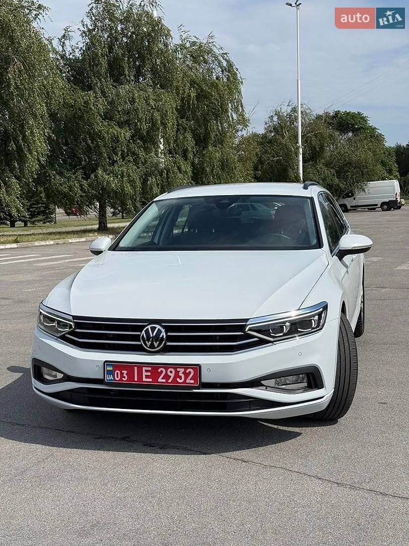 Volkswagen Passat, 2023