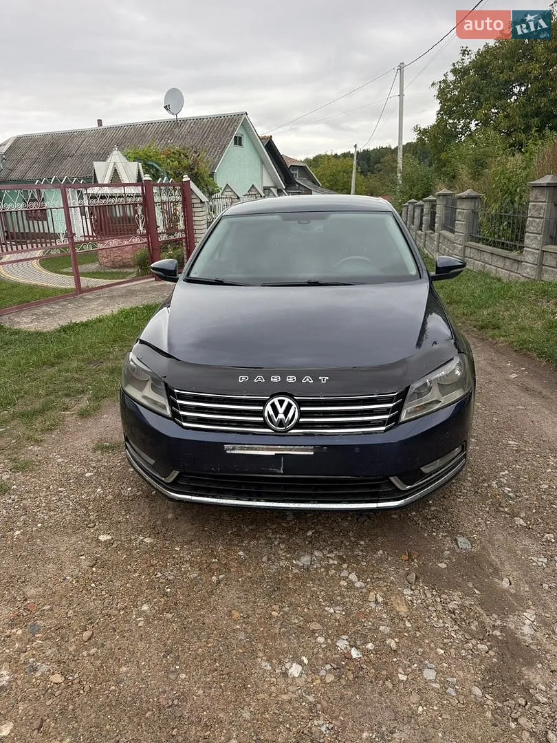 Volkswagen Passat, 2011