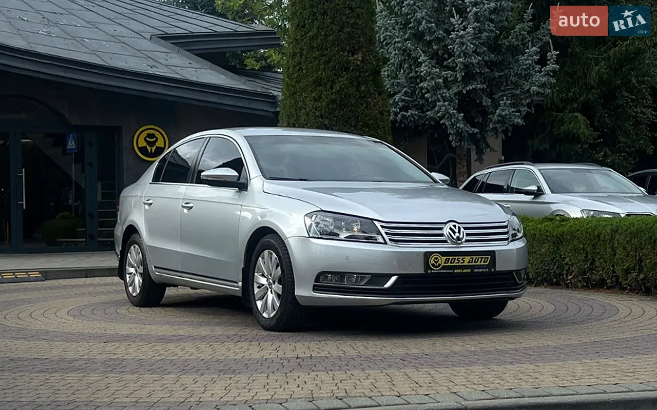 Volkswagen Passat, 2011