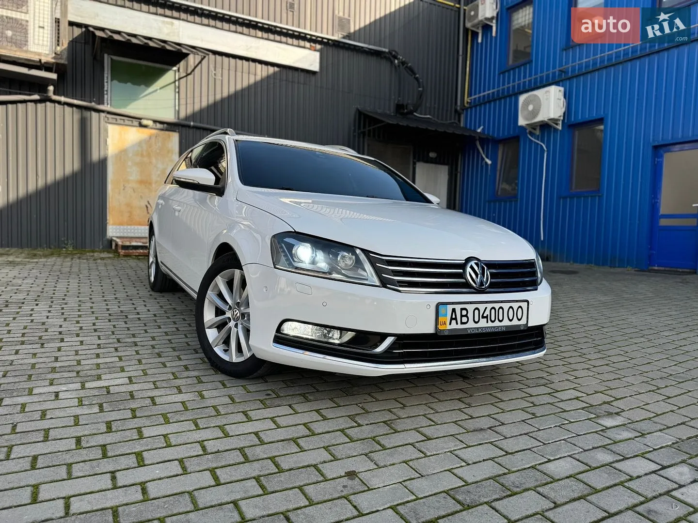 Volkswagen Passat, 2011