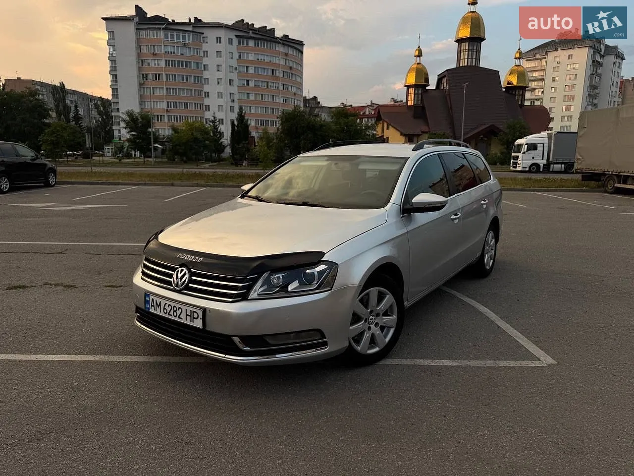 Volkswagen Passat, 2011
