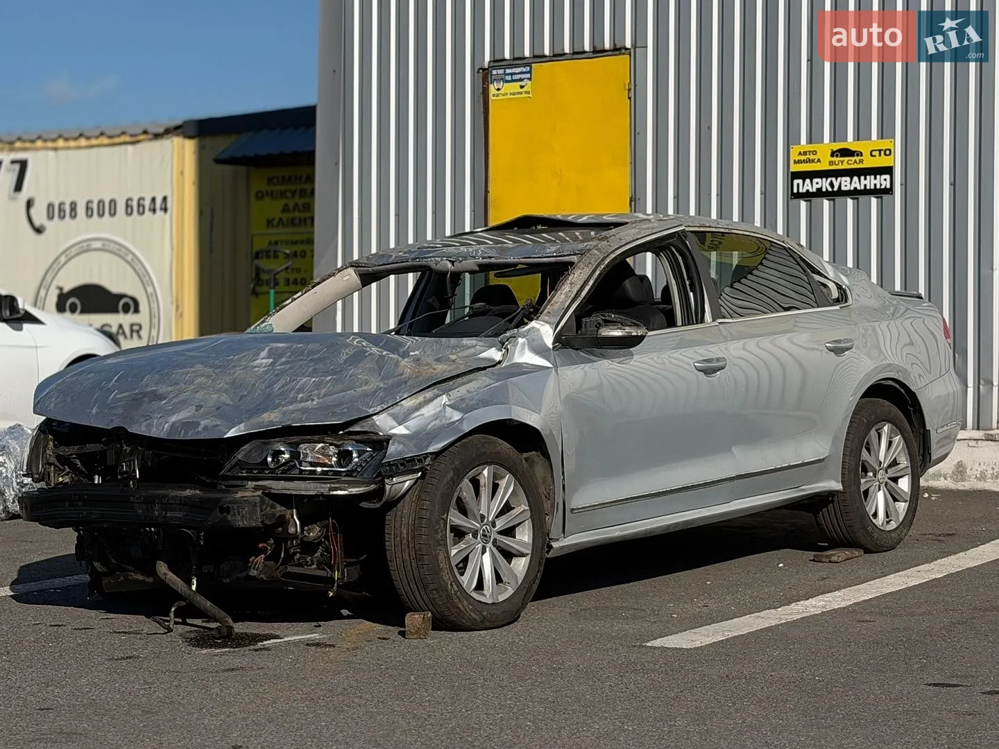 Volkswagen Passat, 2011