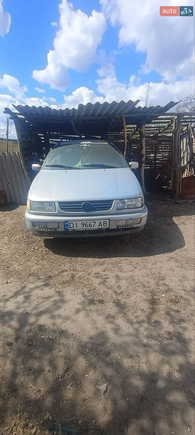 Volkswagen Passat, 1993