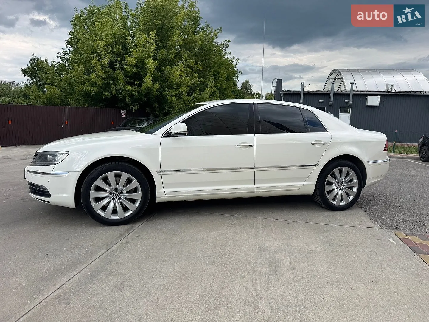 Volkswagen Phaeton, 2014