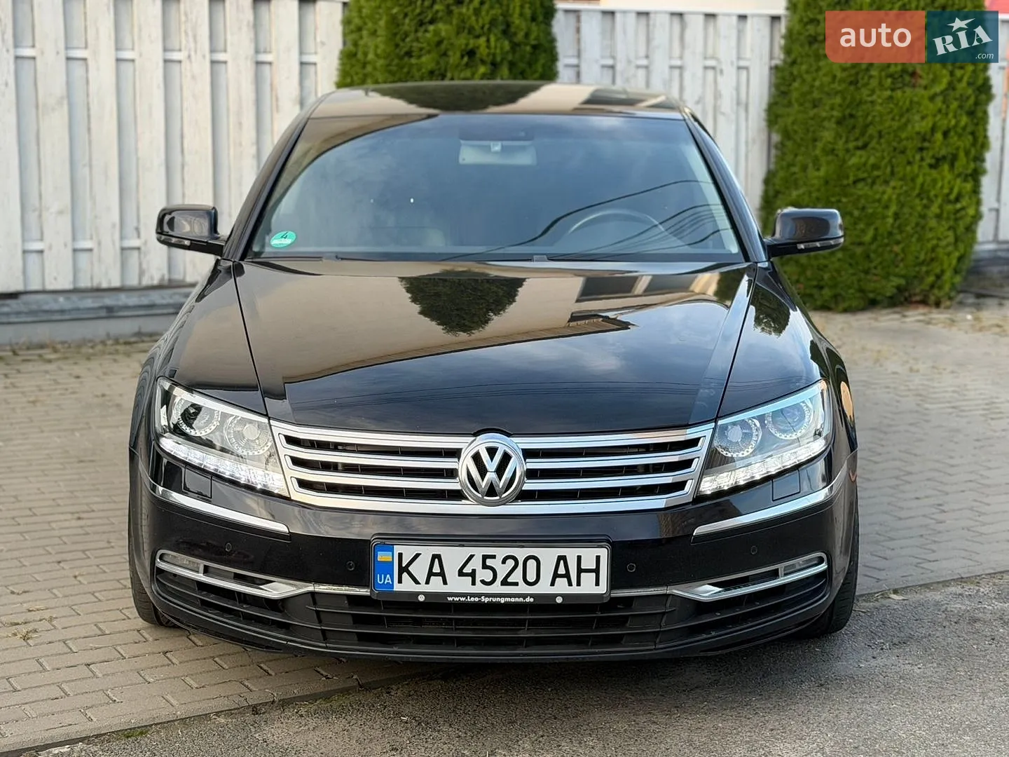 Volkswagen Phaeton, 2010
