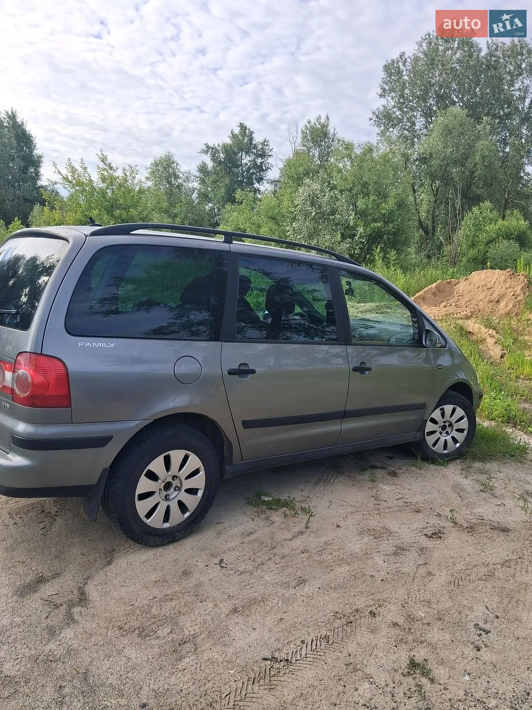 Volkswagen Sharan, 2004