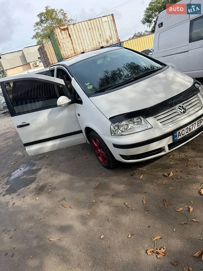 Volkswagen Sharan, 2004