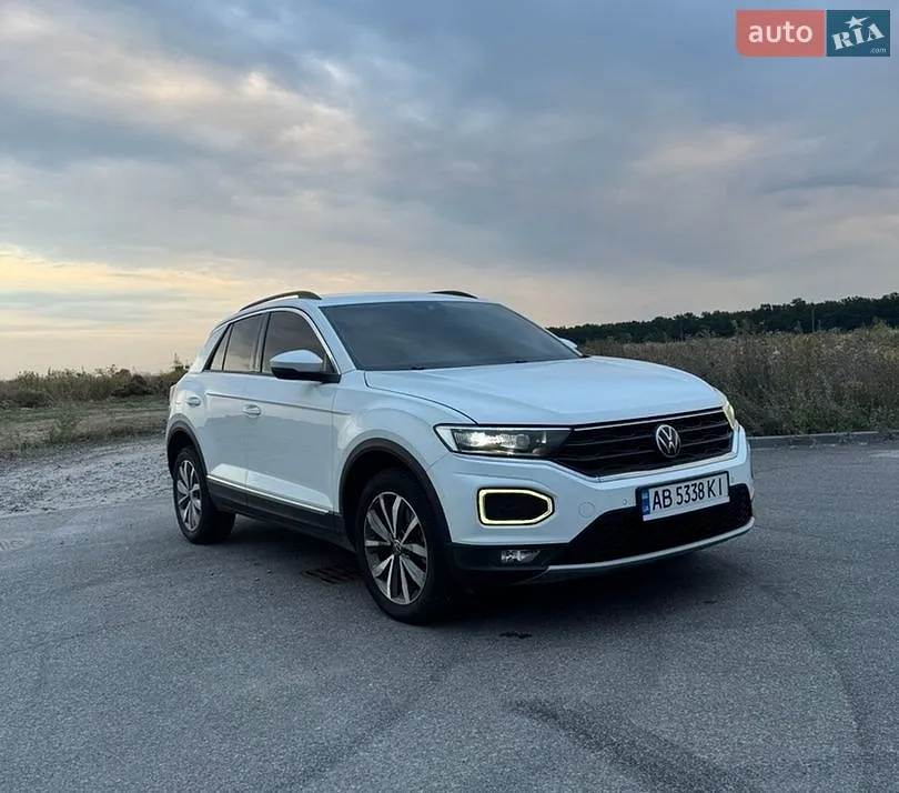 Volkswagen T-Roc, 2020