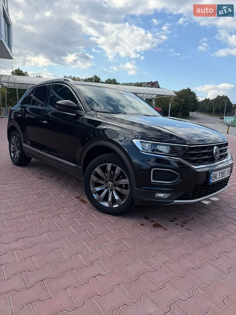 Volkswagen T-Roc, 2021