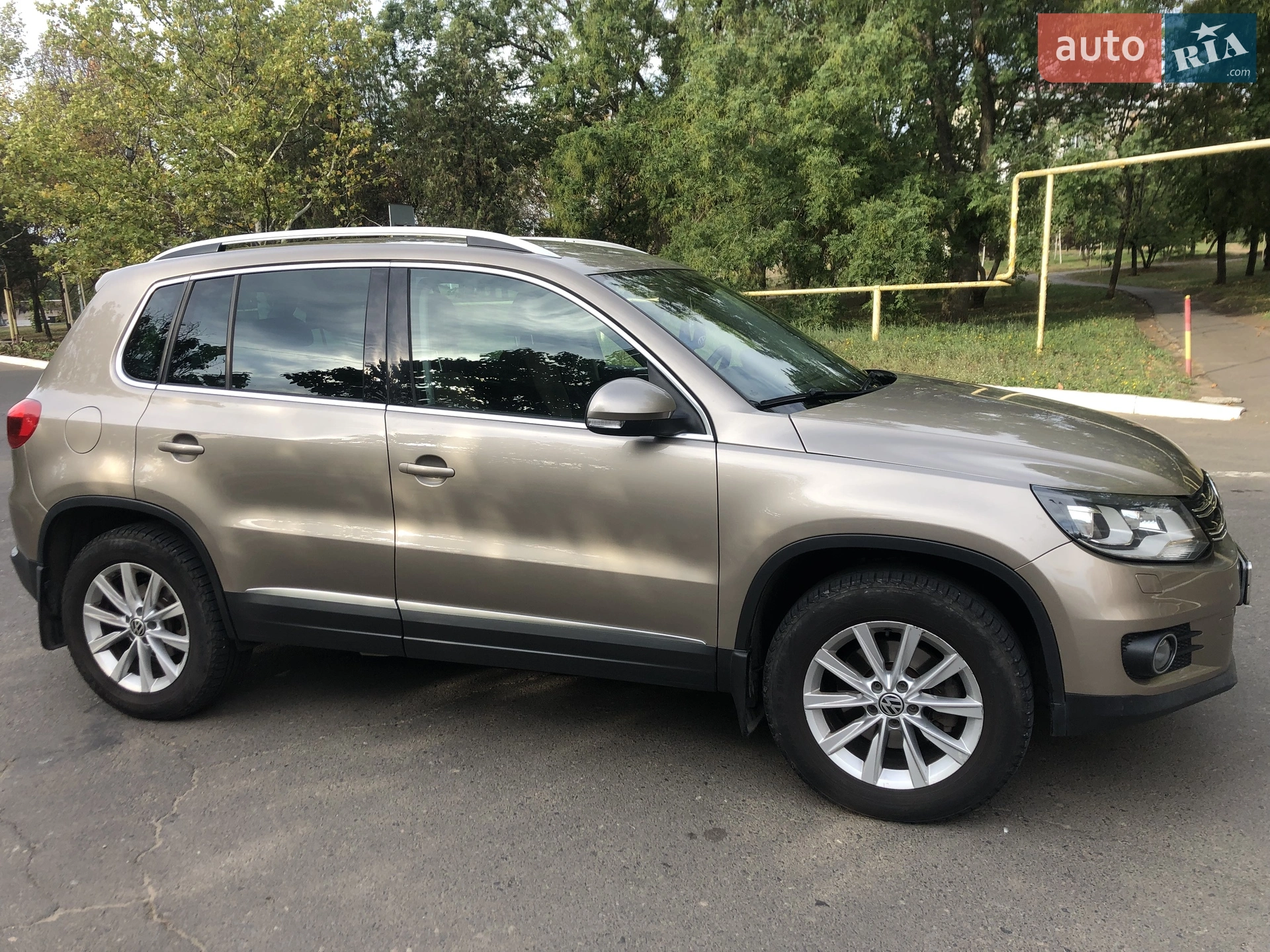 Volkswagen Tiguan, 2011
