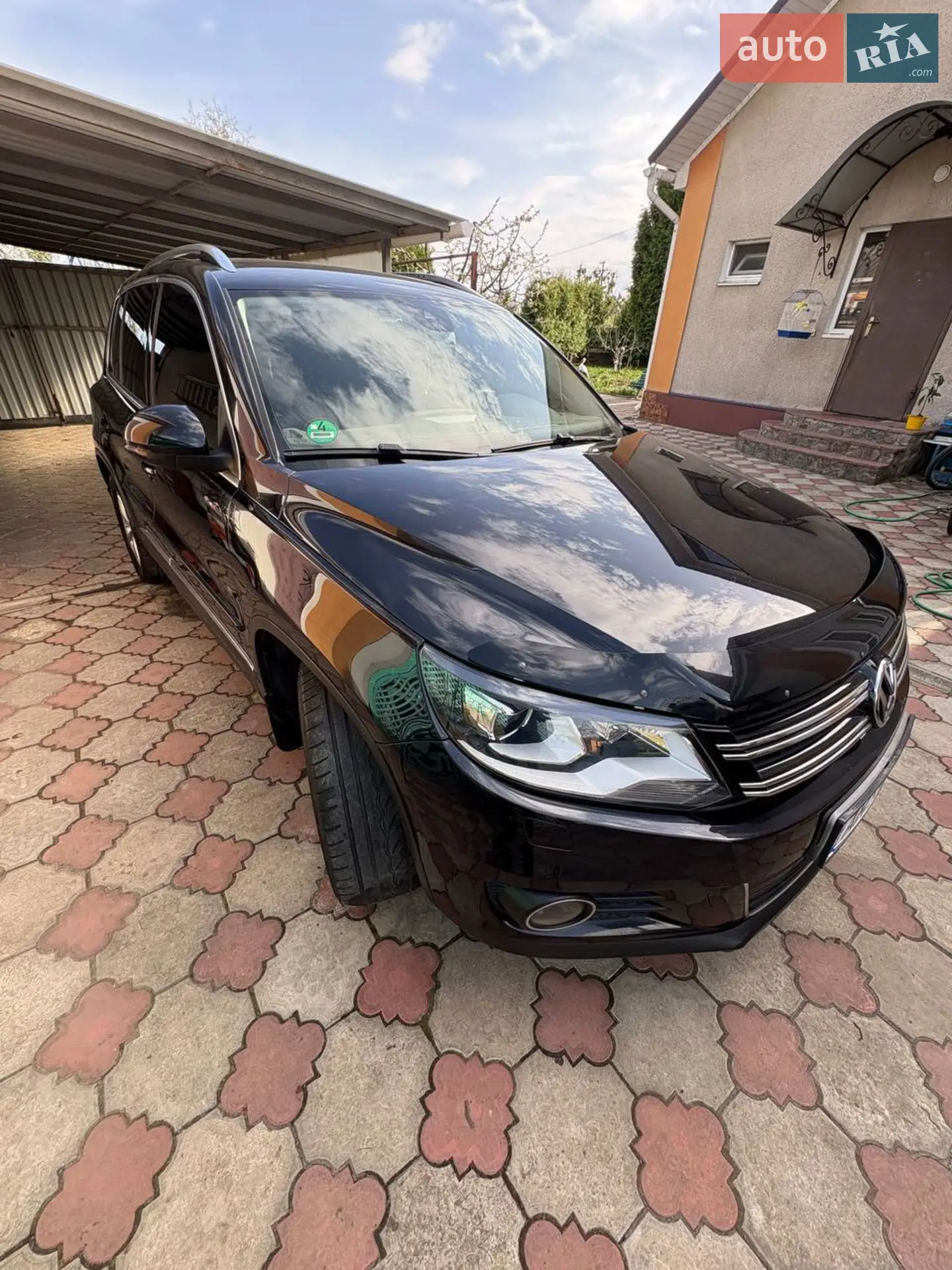 Volkswagen Tiguan, 2012