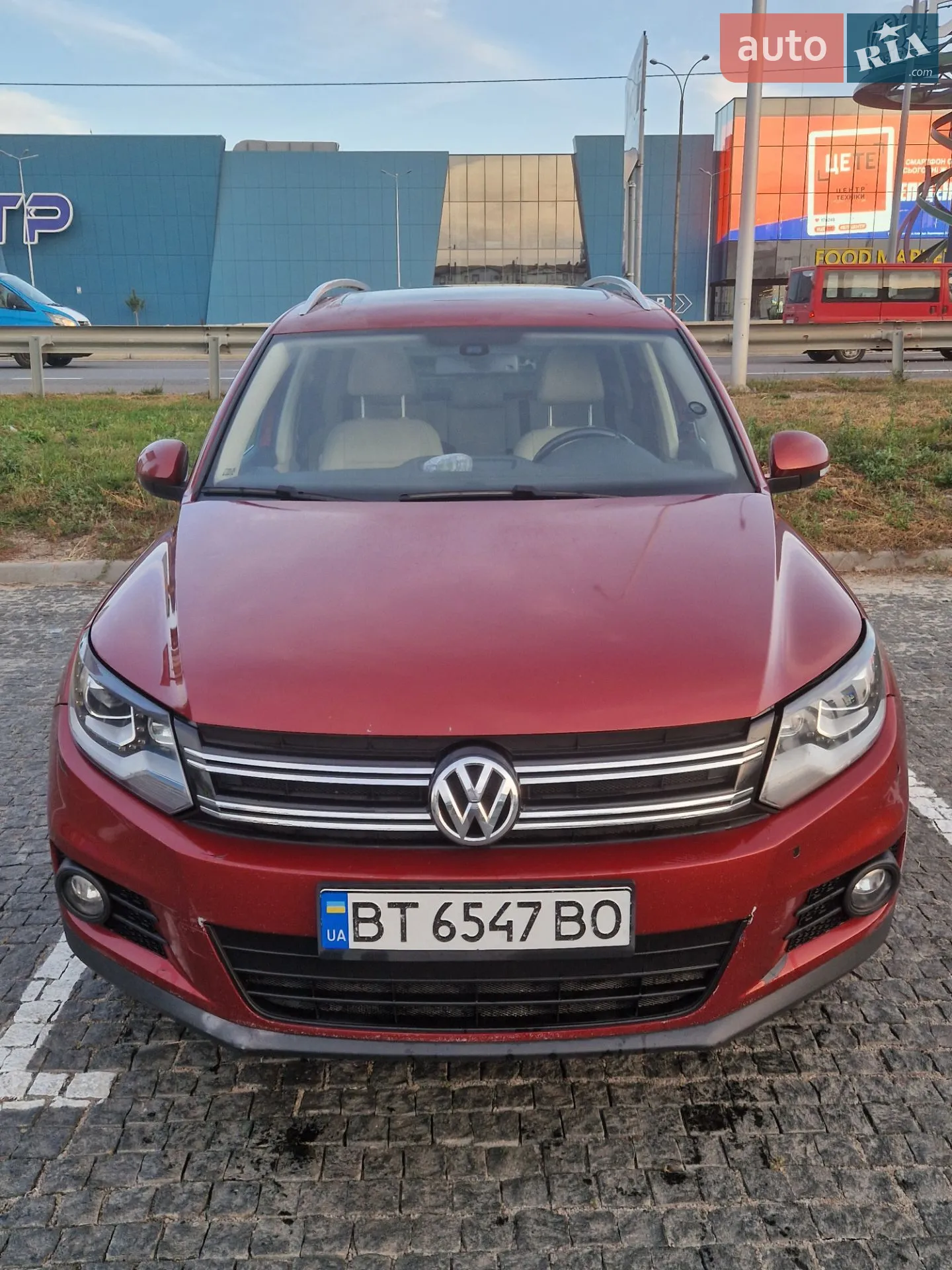 Volkswagen Tiguan, 2015